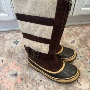 Sorel Brown and Cream Winter Boots read description